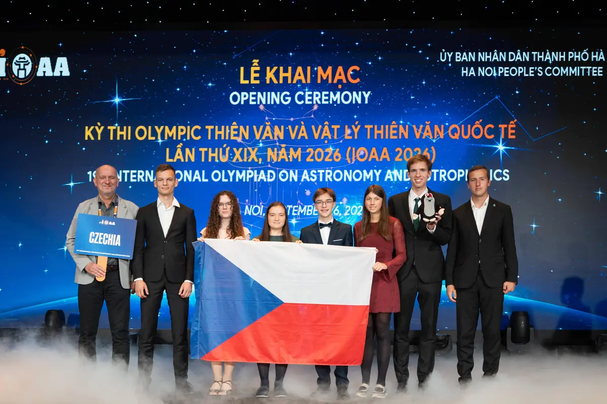 Dvě zlata, dvě stříbra a bronz. Čeští žáci uspěli na mezinárodní olympiádě v astronomii a astrofyzice