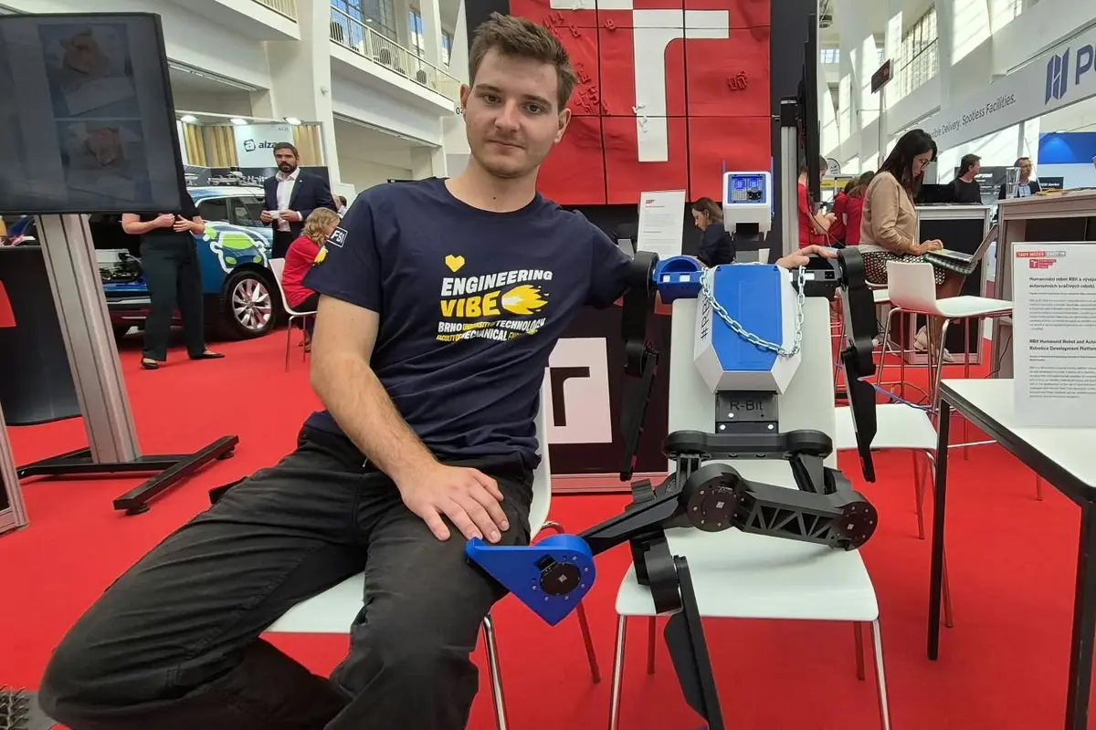 Chytrá motorka i 3D tisk kovů. Univerzity představují na veletrhu v Brně své projekty