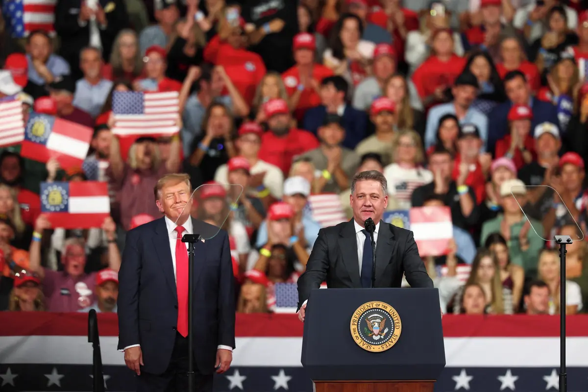 V době koncernových škrtů postaví Audi novou továrnu v USA. Nebýt cel, tak by sem nepřišli, řekl Trump