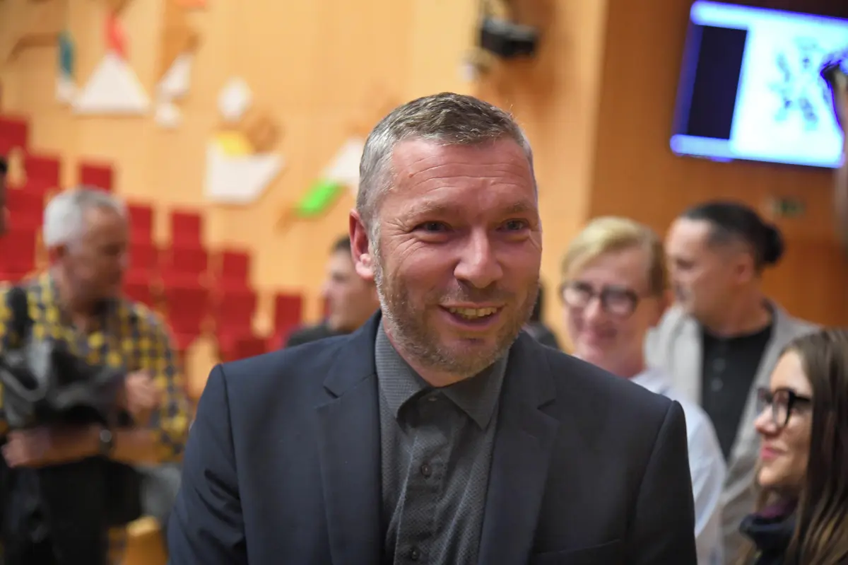 Rektorem ústecké univerzity zůstane Jaroslav Koutský