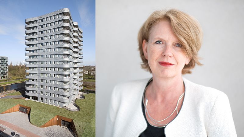 Stavba De Zilverling a její autorka  a předsedkyně letošní poroty České ceny za architekturu Marianne Loofová.