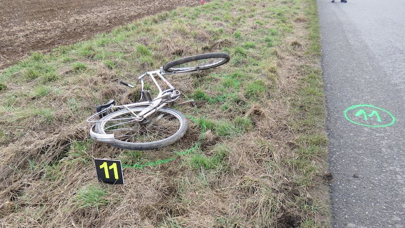 Cyklista na Svitavsku nepřežil srážku s autem