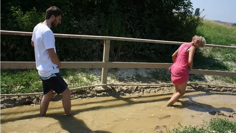 Tip Na Neobvykly Zazitek Z Valtic Do Rakouska Po Stezce Bosou Nohou Novinky Cz