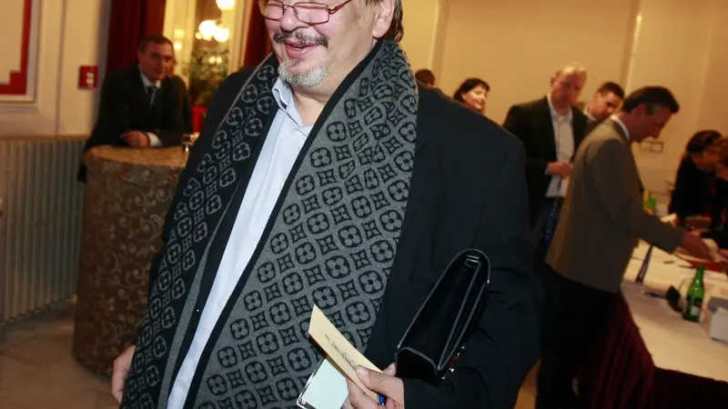 Jancik Zustava Starostou Zastupitelstvo Na Chodbe Nebylo