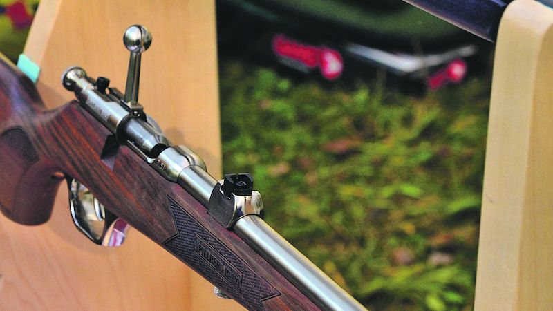 Recidivista ukradl flobertku, bál se, že by mu s ní majitel něco udělal