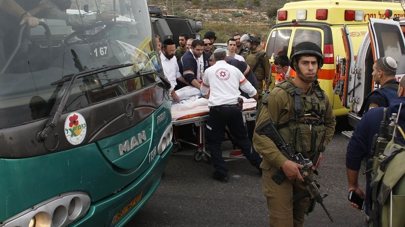 Palestinský ozbrojenec zranil šest lidí v židovské osadě