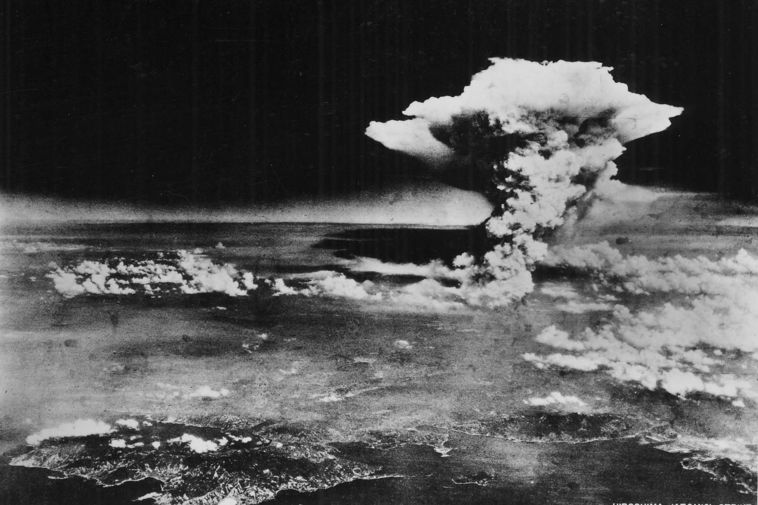 KVÍZ: Osmdesát let od svržení jaderných bomb na Hirošimu a Nagasaki. Co víte o klíčové kapitole historie?