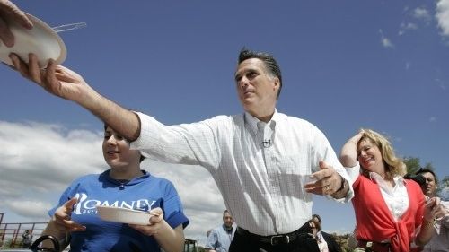Mitt Romney během volební kampaně v roce 2011