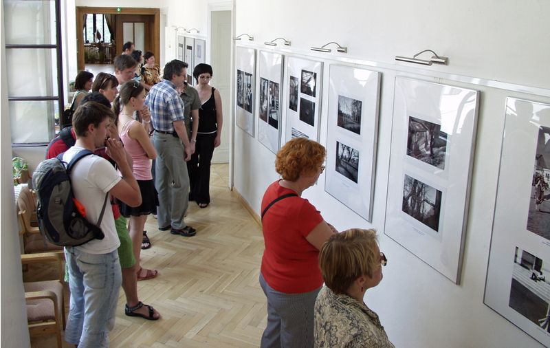 Fotovýstava v minulosti již šestkrát zdobila spojovací chodbu zlínského zámku.