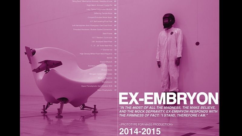 Křeslo s názvem Ex-Embryo fungující v interiéru jako skulpturální artefakt navrhl americký designér Ben Pennell.