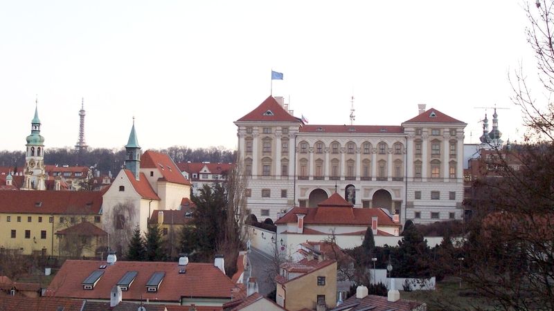 Pohled na Černínský palác v Praze jak ho neznáme