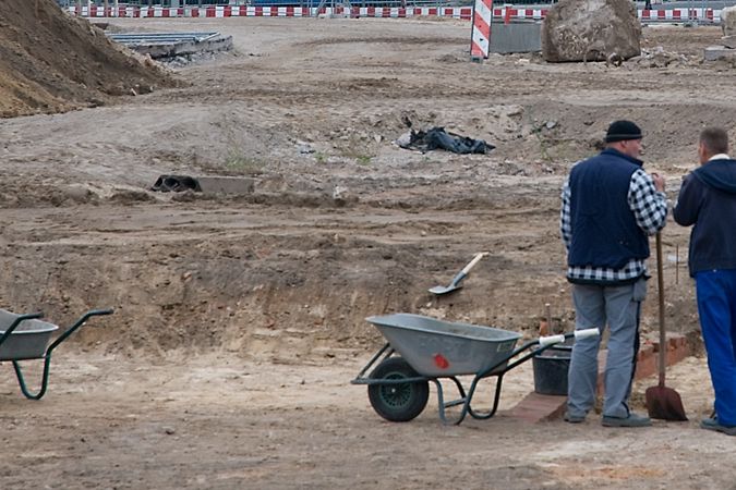 Lidé svého vzdělání nelitují, zpětně by často rádi chodili do školy déle