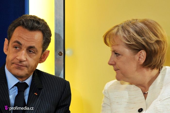 Francouzský prezident Nicolas Sarkozy a německá kancléřka Angela Merkelová