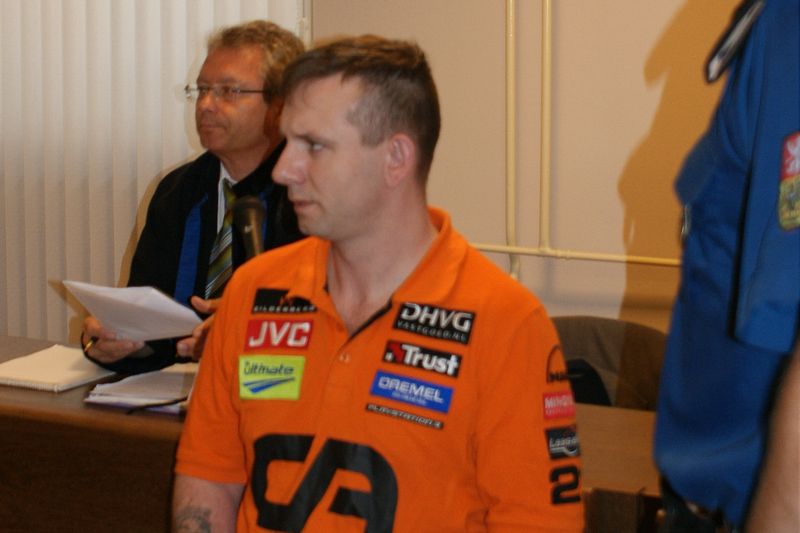 Petr Vašina, obžalovaný z těžkého ublížení na zdraví, před zahájením hlavního líčení u Krajského soudu v Hradci Králové.