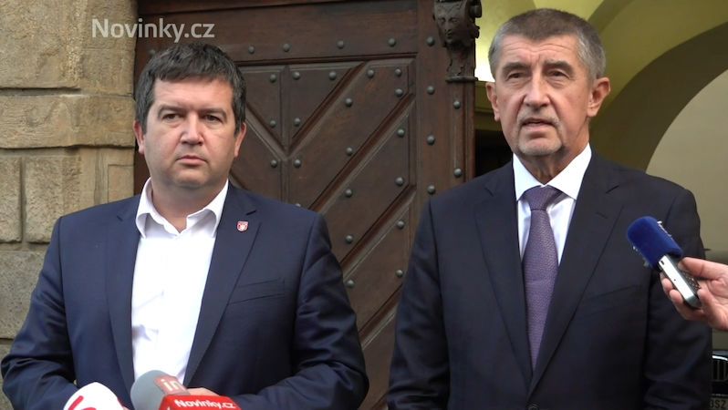 Zástupci samospráv se v uplynulých dnech písemně obrátili na ministra vnitra Jana Hamáčka (ČSSD) a premiéra Andreje Babiše (ANO).