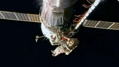 Kosmonauti odmontovali ze Sojuzu problematický svorník - Novinky