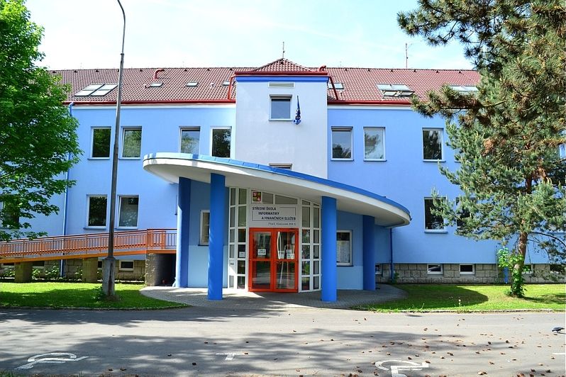 Střední škola informatiky a finančních služeb v Plzni zasvětí veřejnost do tajů logistiky.
