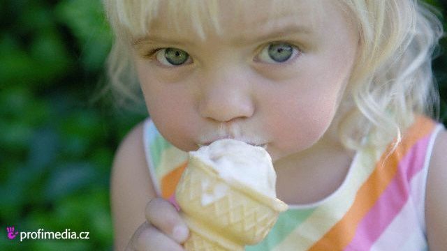 Souvislost  potravinových aditiv s dětskou hyperaktivitou prokázala řada studií. 