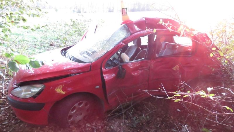 Tragickou nehodu na Rychnovsku nepřežil osmadvacetiletý řidič