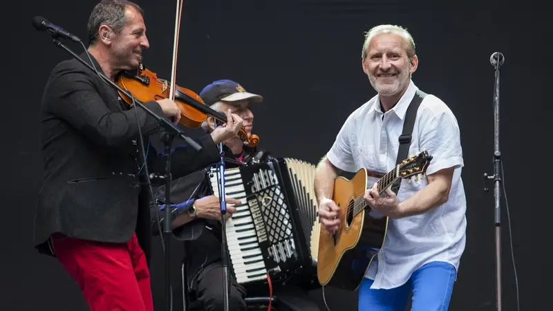 Vecer Mesta Ozdobil Koncert Cechomoru Se Symfoniky Novinky Cz
