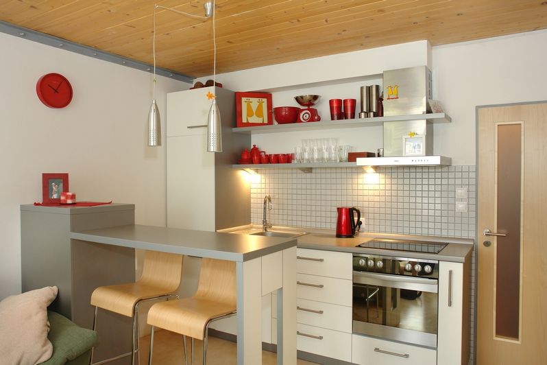 I v loftovém bytě vypadá dobře malá, moderně zařízená kuchyně zejména tehdy, využijeme-li co nejlépe daný prostor. 