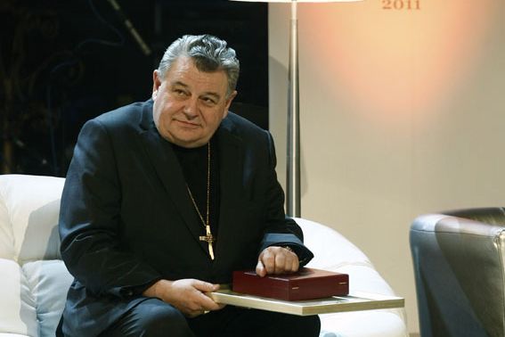 Kardinál Dominik Duka při předávání cen Hospodářské komory