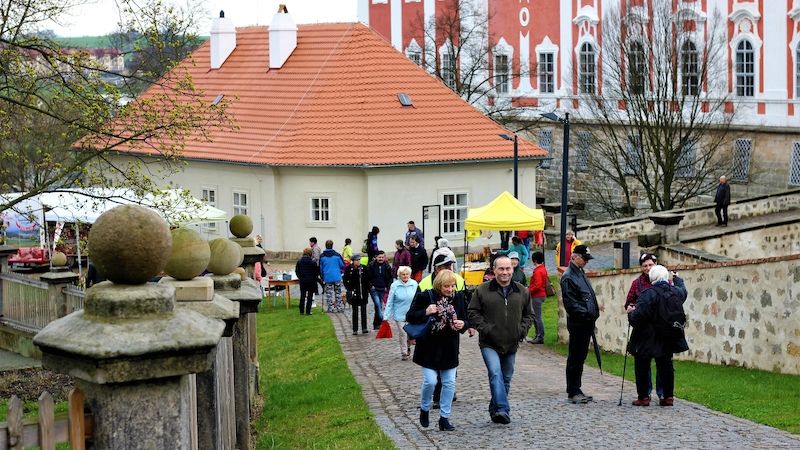 Velikonoční trhy se v broumovském klášteře konají každý rok. 