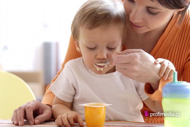 Zakysané mléčné výrobky by měly být součástí jídelníčku každého dítěte.