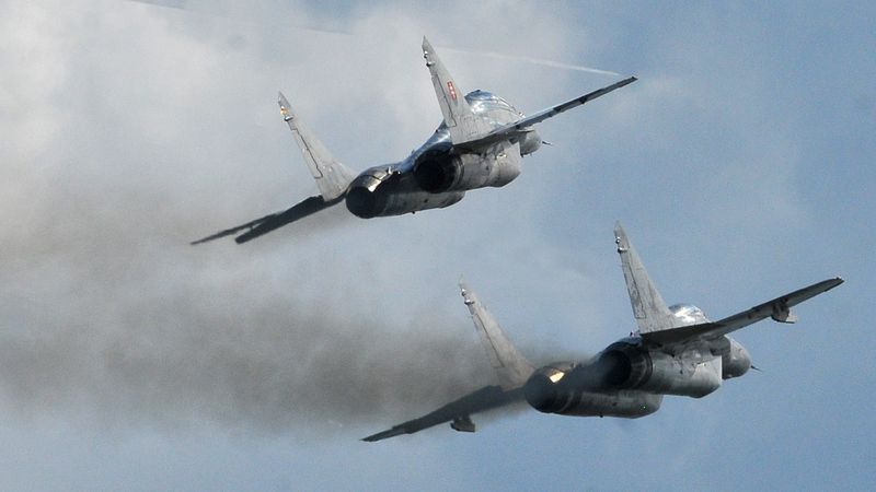 Slovenští piloti v letounech MiG-29.