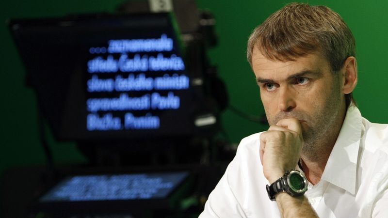 Ředitel Útvaru pro odhalování organizovaného zločinu Robert Šlachta byl hostem nedělního diskuzního pořadu České televize Otázky Václava Moravce.