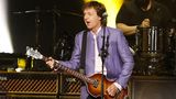 Paul McCartney píše muzikál, inspiroval ho film Život je krásný 