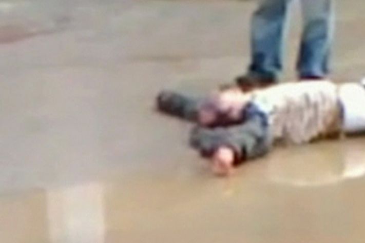 Zastřelený demonstrant v Dará