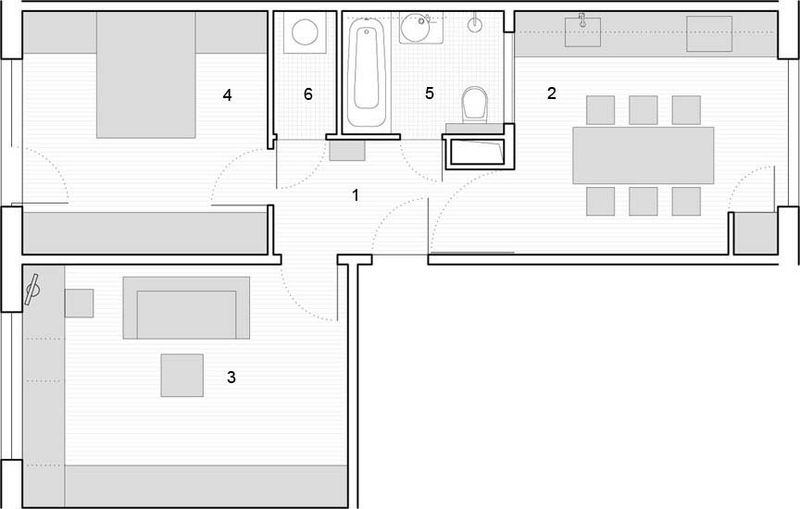 Půdorys po přestavbě: 1 – vstupní hala, 2 – kuchyň s jídelnou, 3 – obývací pokoj, 4 – ložnice, 5 – koupelna s toaletou, 6 – komora
