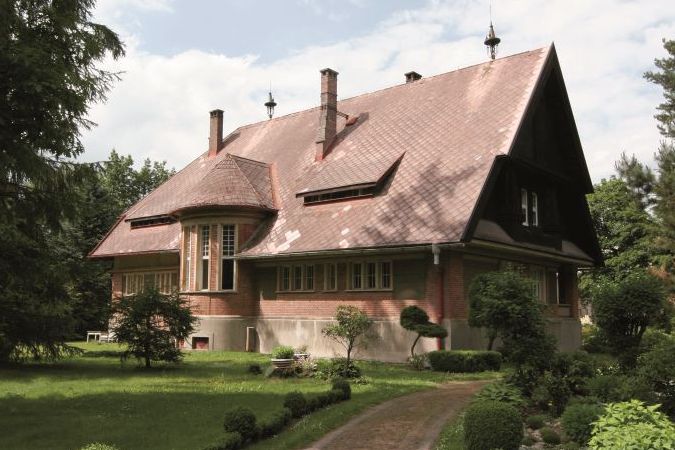 Vila s adresou: Krucemburk, Gočárova čp. 88.