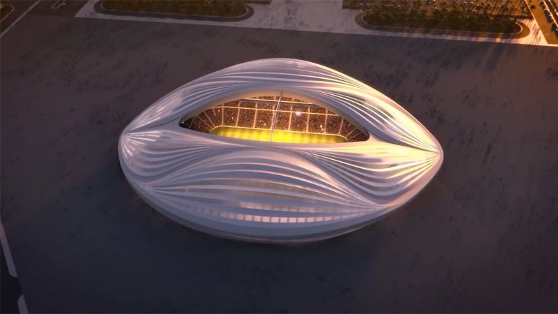 Pro nový stadion v Kataru navrhla lesklou a narůžovělou fasádu.