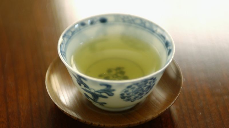 Šálek zeleného čaje denně prý dokáže hotové divy.