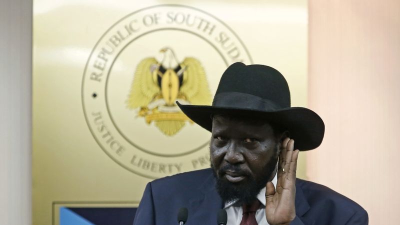 Prezidnet Jižního Súdánu Salva Kiir odpovídá na dotazy. 