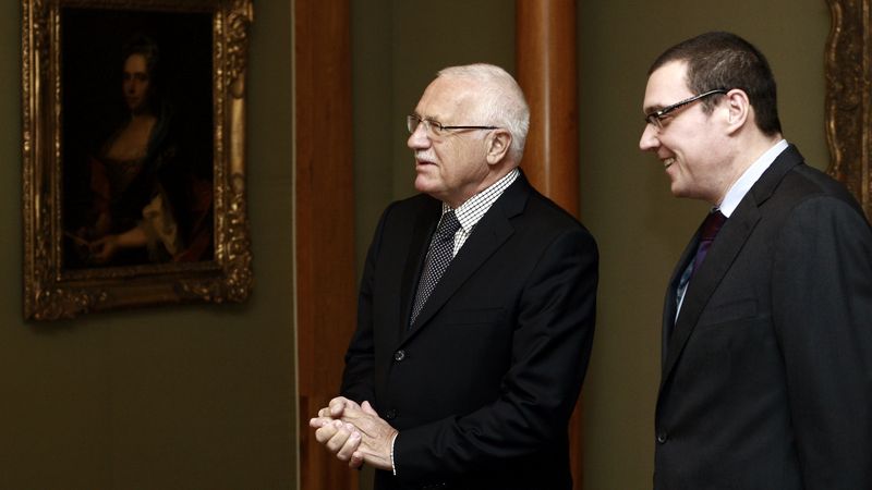Prezident Václav Klaus s guvernérem ČNB Miroslavem Singerem