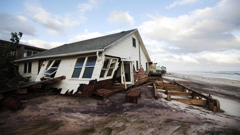 Zřícený dům po hurikánu Sandy
