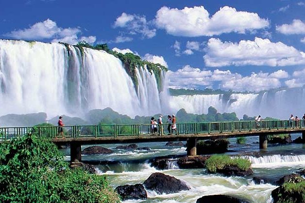 Vodopády Iguacu jsou jen jedním z mnoha fantastických přírodních úkazů Argentiny.