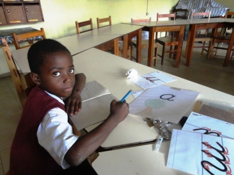 Victoire při doučování v konžském centru Bakanja 