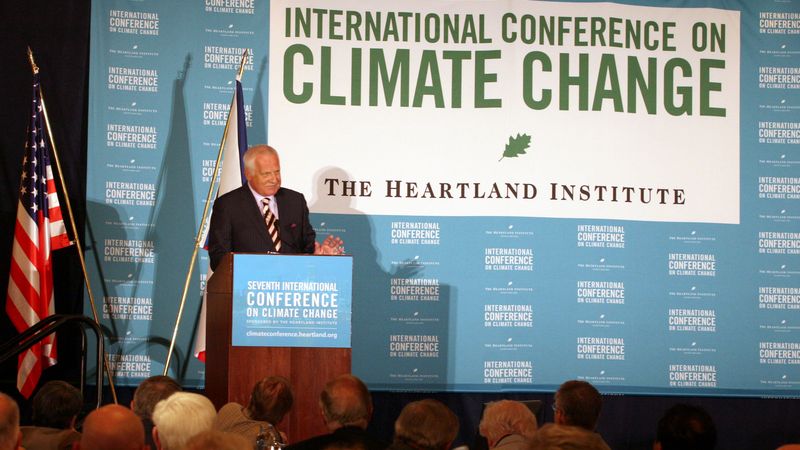 Projev na konferenci o klimatu, kterou pravidelně pořádá Heartland Institute.