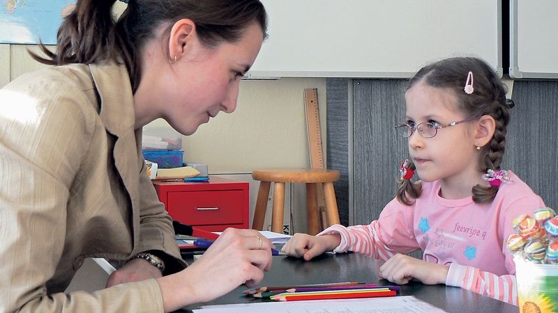 Průměrný plat učitelů je necelých 24 000 korun
