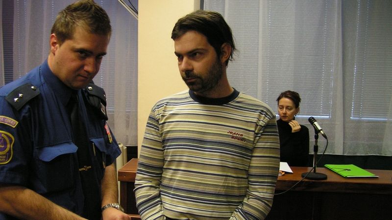 Petr Gaňo, který zaútočil v Rudolicích u Mostu na muže sekerou, dostal v úterý u ústeckého krajského soudu za pokus vraždy osm let.