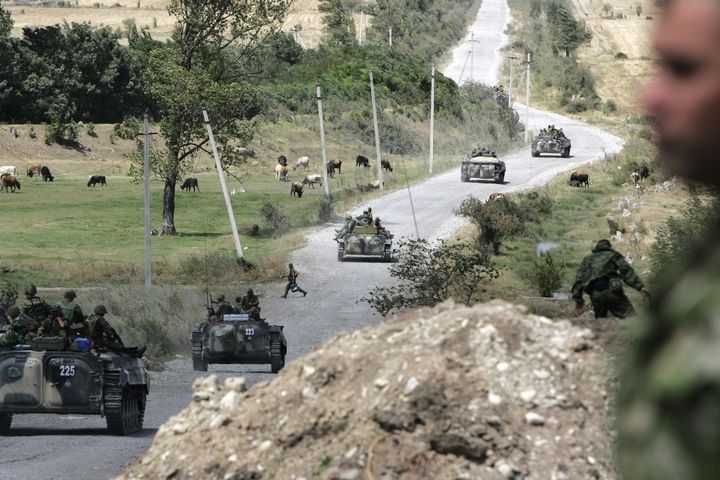 V oblasti mezi Tbilisi a Gori byl zaznamenán větší pohyb ruských obrněných vozidel.