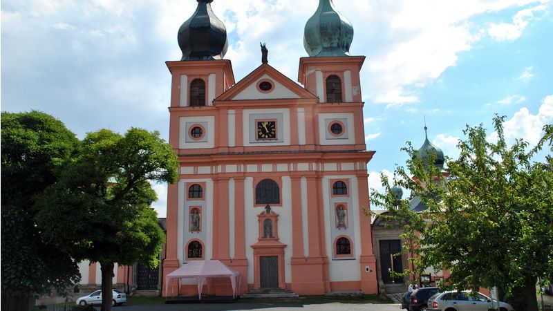 Poutní místo Chlum svaté Máří, pojednává o něm i jedna z nejstarších  českých oper Loupežníci na Chlumu