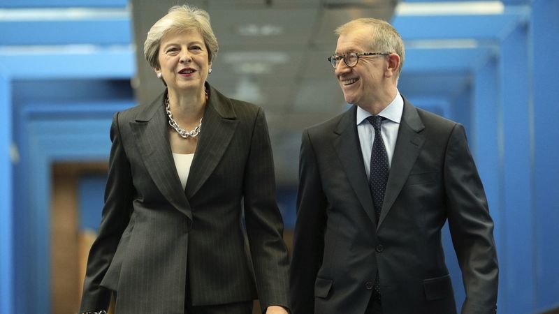 Britská premiérka Theresa Mayová a její manžel Philip May na konferenci konzervativců v Birminghamu 