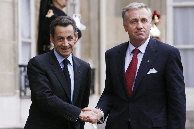 Premiér ČR Mirek Topolánek na návštěvě u francouzského prezidenta Nicolase Sarkozyho v Elysejském paláci v Paříži.