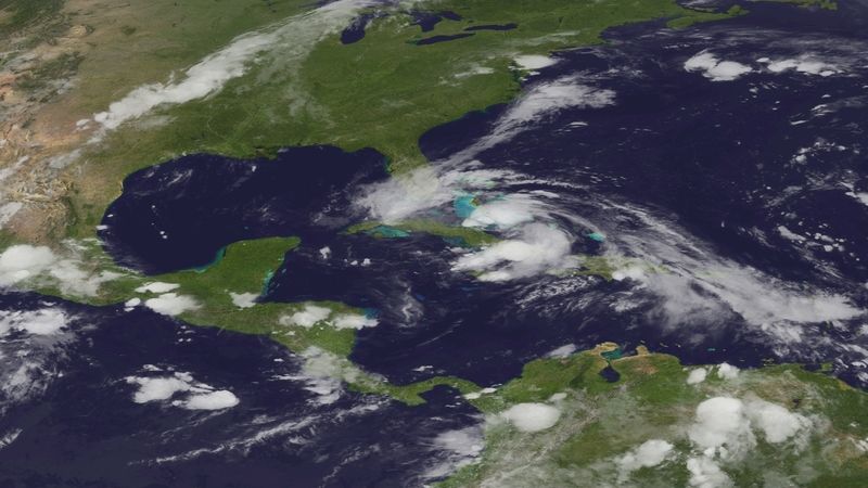 Satelitní snímek bouře Isaac