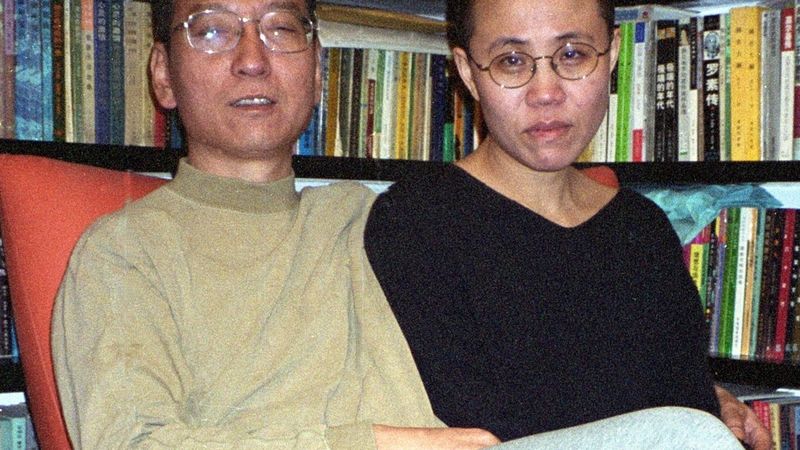 Nositel Nobelovy ceny Liou Siao-po a jeho manželka Liu Xia